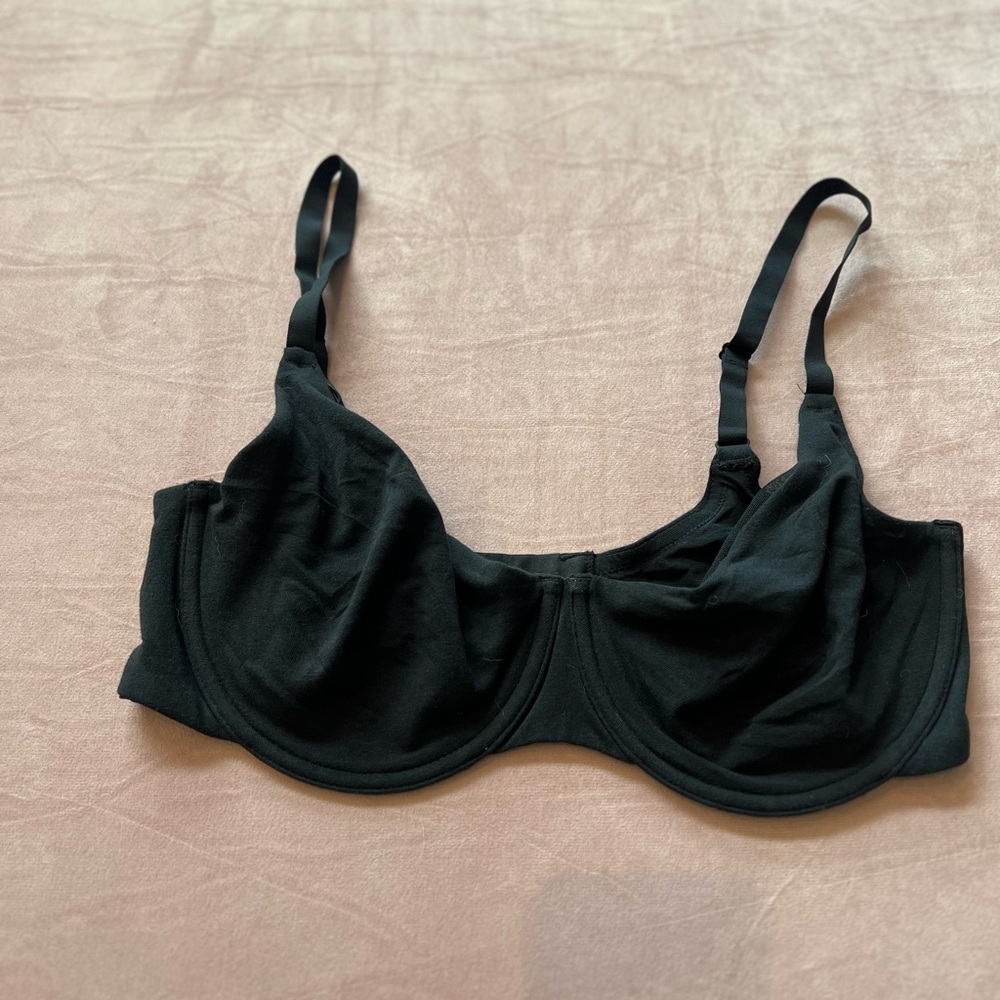 Skims Smoothing Intimates Full Coverage Bra 34H onyx NWOT